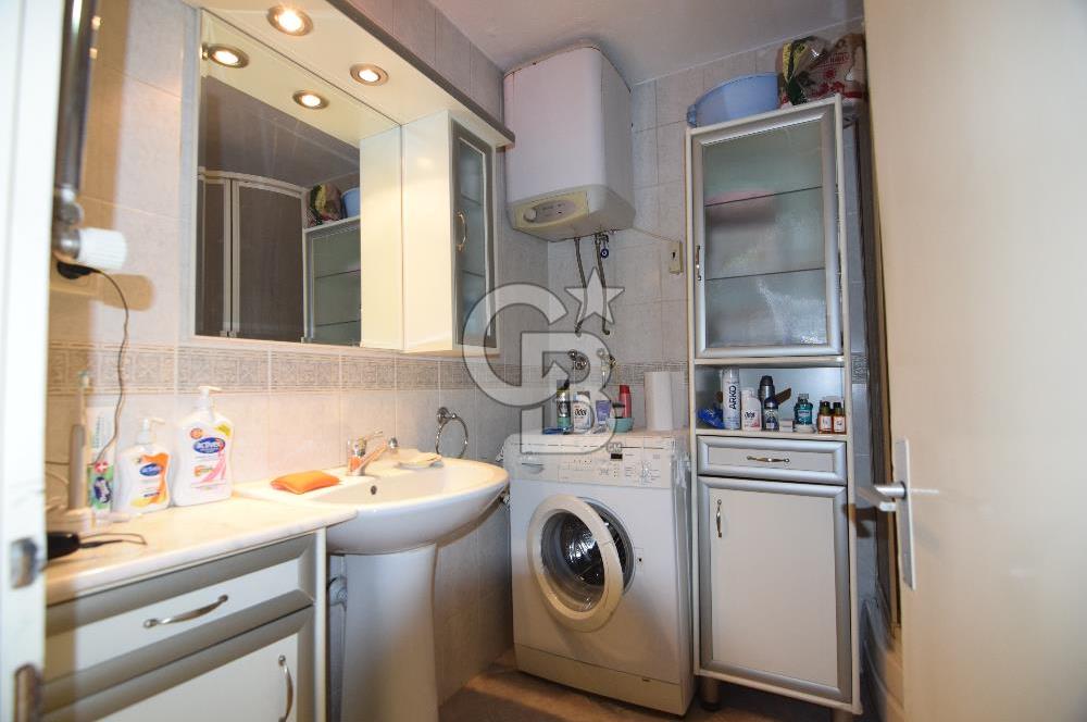 Konak Güzelyalı İnönü Caddesi Üzerinde Ara kat 3+1 Daire