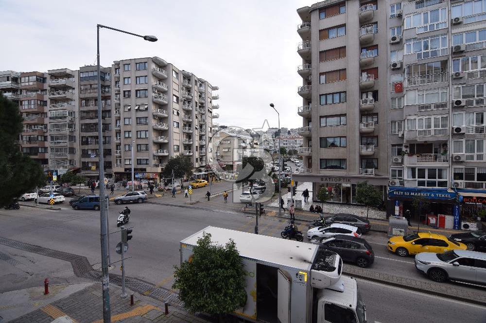 Konak Güzelyalı İnönü Caddesi Üzerinde Ara kat 3+1 Daire