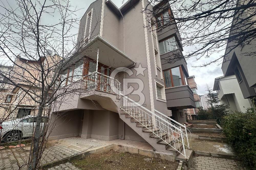 Türkkonut Zirve Konakları-1'de Satılık 5+2 Villa