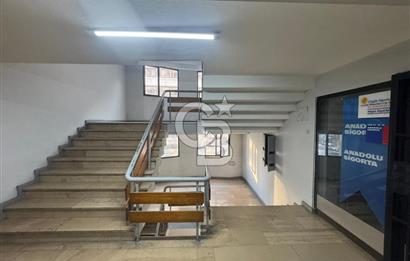 Konak Çankaya merkezde iş hanı içerisinde 40 m² Kiralık Ofis