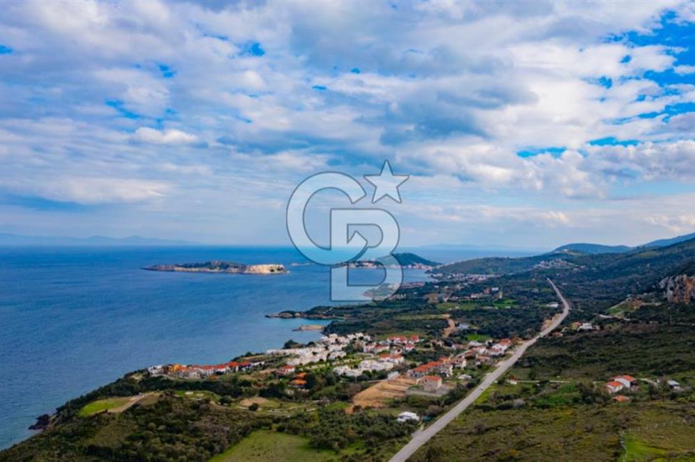 Karaburun Bozköy'de Deniz Manzaralı Villa ve Turizm İmarlı Arsa