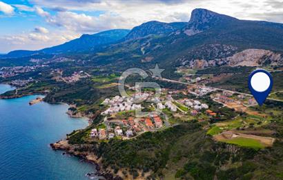 Karaburun Bozköy'de Deniz Manzaralı Villa ve Turizm İmarlı Arsa