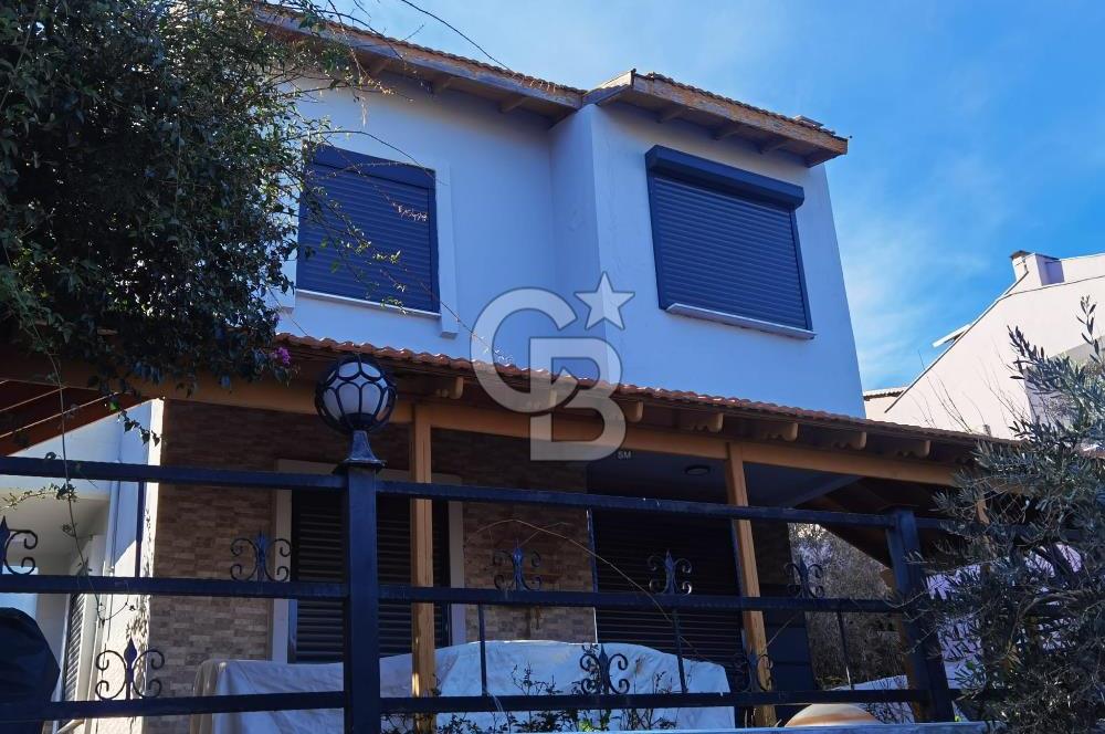 Seferihisar Akarcada Satılık 3+1 Tam Müstakil Denize Yürüme Mesafesinde Villa