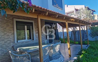 Seferihisar Akarcada Satılık 3+1 Tam Müstakil Denize Yürüme Mesafesinde Villa