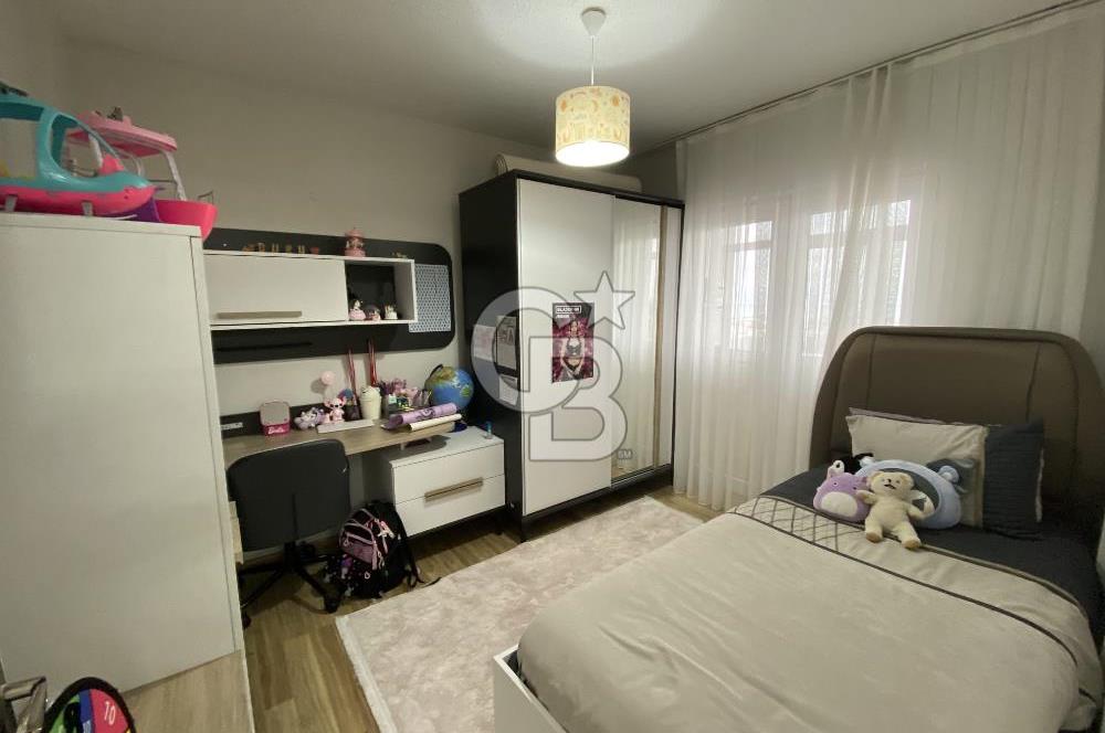 Aliağa'da Deniz Manzaralı, Masrafsız 2+1 Satılık Daire