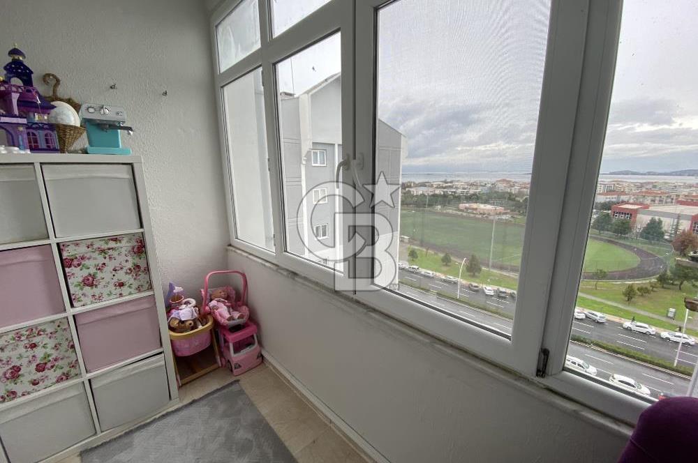 Aliağa'da Deniz Manzaralı, Masrafsız 2+1 Satılık Daire