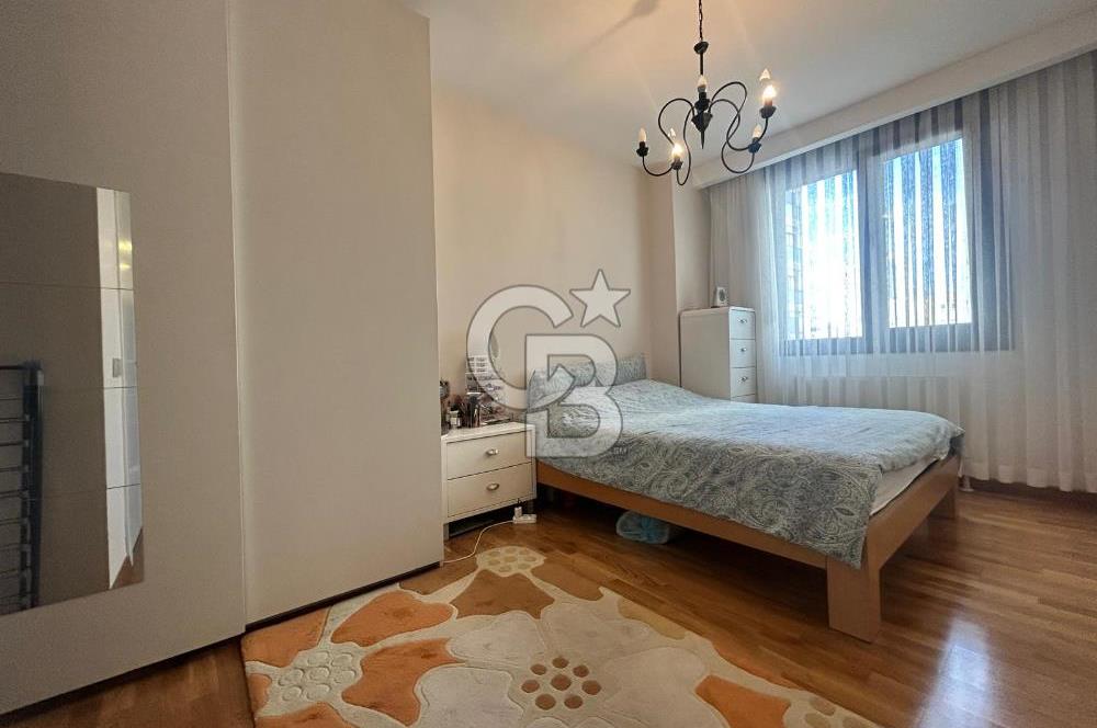 Feneryolu'nda çok merkezi genç binada 3+1 daire