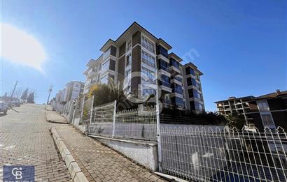 Başiskele Döngel Mah.de Sembolkent Sitesinde 2+1 Satılık Daire