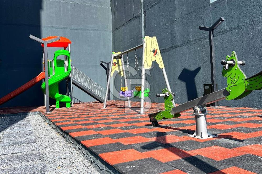 Çiğli Balatçık Black Suits2'de 1+1 Havuz Cepheli Kiralık Daire