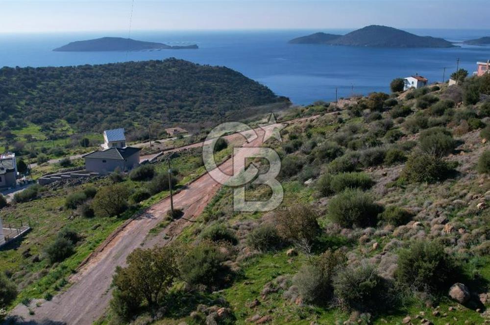 ÇANDARLI EYKO ADA VE DENİZ MANZARALI VİLLA İMARLI ARSA