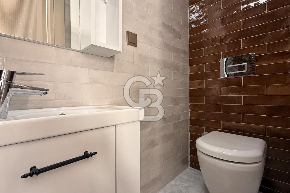 ÇANDARLI'DA DENİZ MANZARALI HAVUZLU SATILIK TRİPLEVİLLA