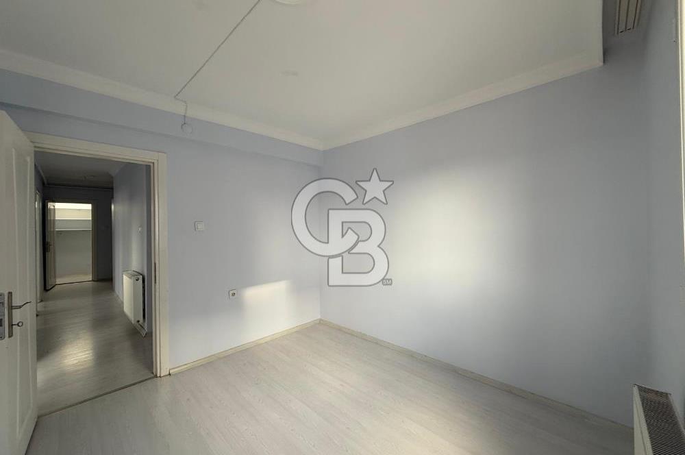 ATATÜRK MAHALLESİNDE; ASANSÖRLÜ,ARAKAT, 3+1, EŞYASIZ, DOĞALGAZLI