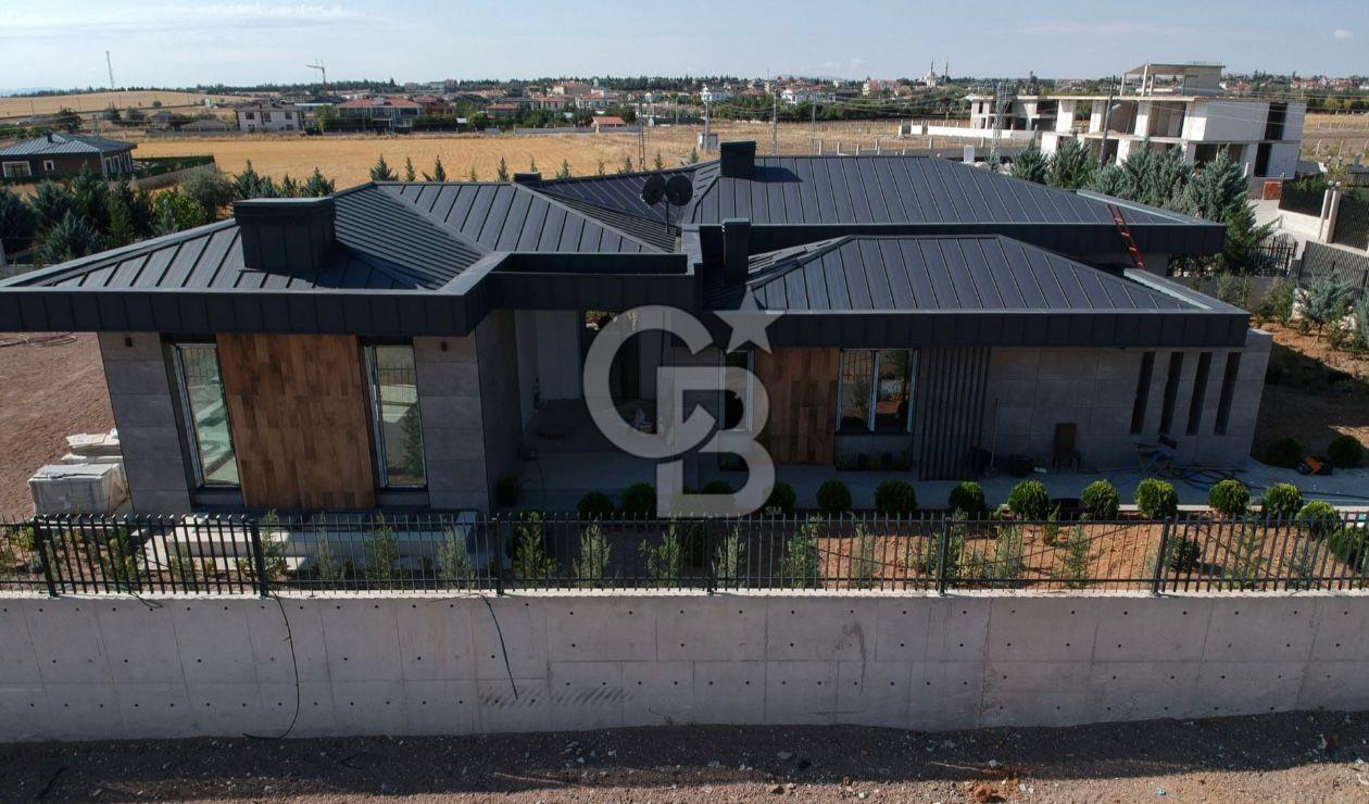 GÖLBAŞI HACILAR  1500 m² ARSA ÜZERİNDE ULTRA LÜKS MALİKANE