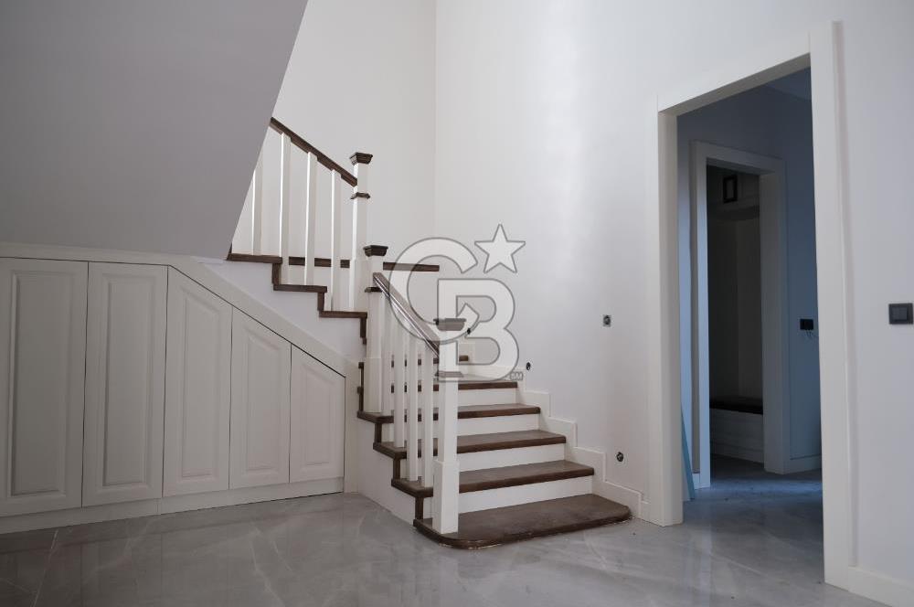 KAHRAMANKAZAN DA SATILIK 390 M2 PRESTİJLİ VİLLA