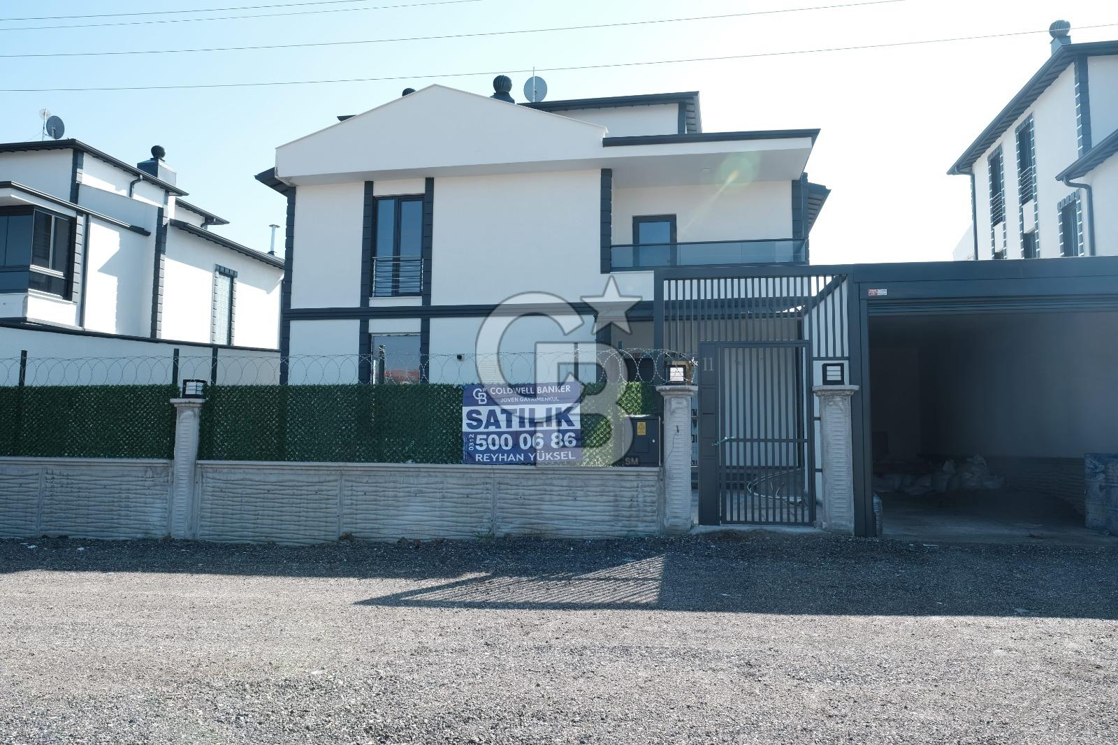 KAHRAMANKAZAN DA SATILIK 390 M2 PRESTİJLİ VİLLA