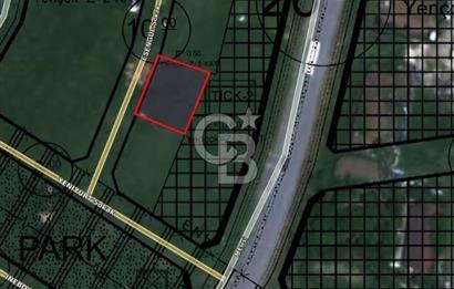 TAŞOLUK'DA KESİNTİLERİ YAPILMIŞ 1/2 165M² SATILIK ARSA