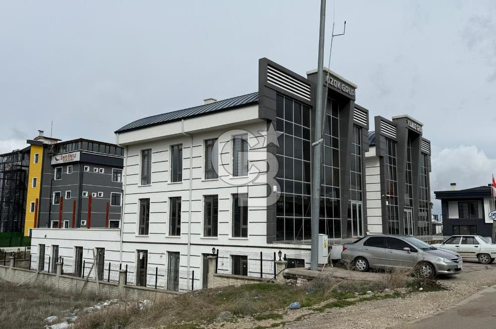 BAĞLICA MERKEZ ETİMESGUT BLV SATILIK 655 M2 TİCARİ BİNA