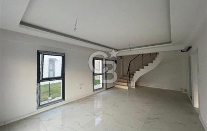 GAZİEMİR BEYAZEVLER 3+1 KİRALIK DUBLEKS VİLLA