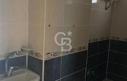 KARLIBAYIR DA BELEDİYE BİNASINA KOMŞU SATILIK DUBLEKS