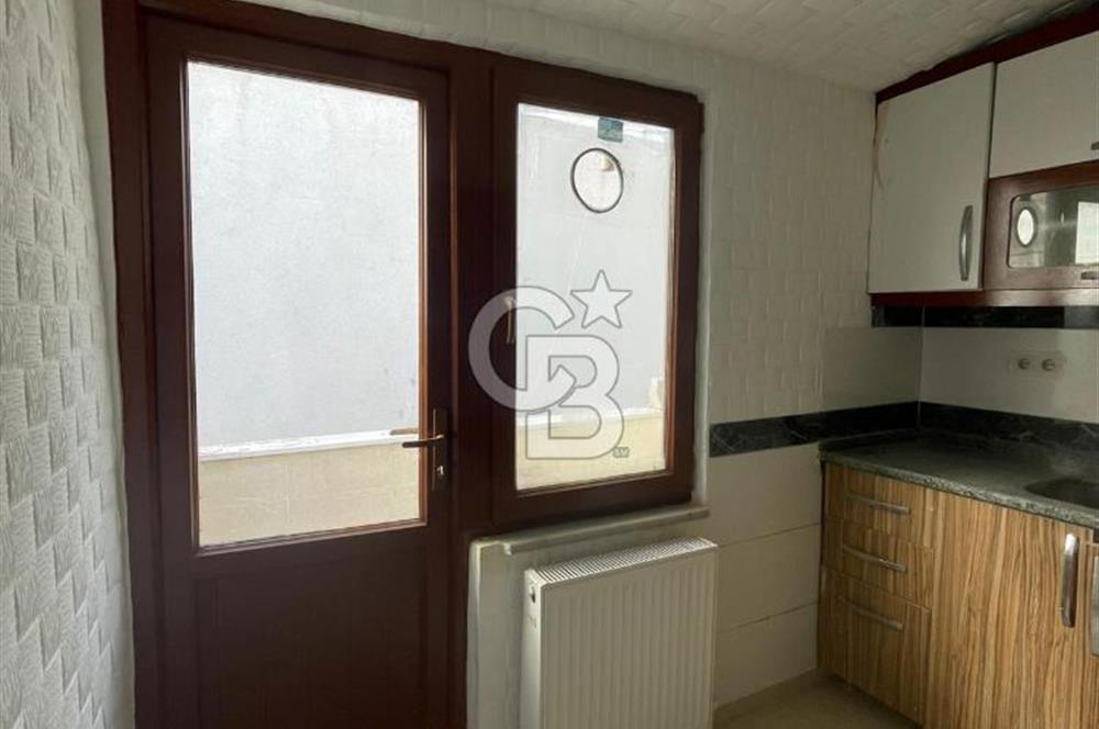 KARLIBAYIR DA BELEDİYE BİNASINA KOMŞU SATILIK DUBLEKS