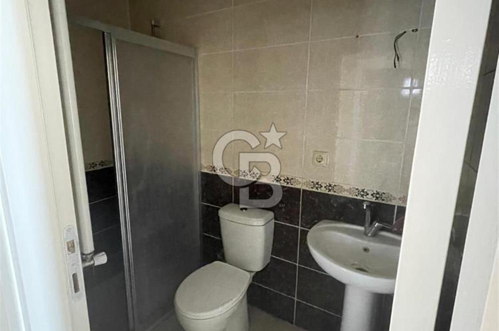 KARLIBAYIR DA BELEDİYE BİNASINA KOMŞU SATILIK DUBLEKS