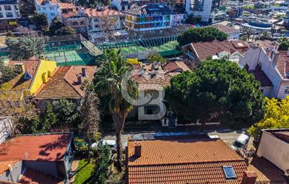 Koşuyolu Parkına Cephe Ticari İmarlı Villa