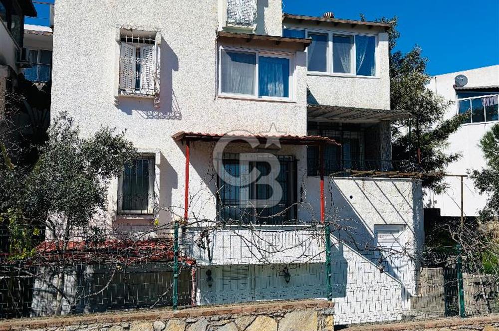 Bodrum bank ev sahil sitesinde denize 50 mt fırsat üst dubleks