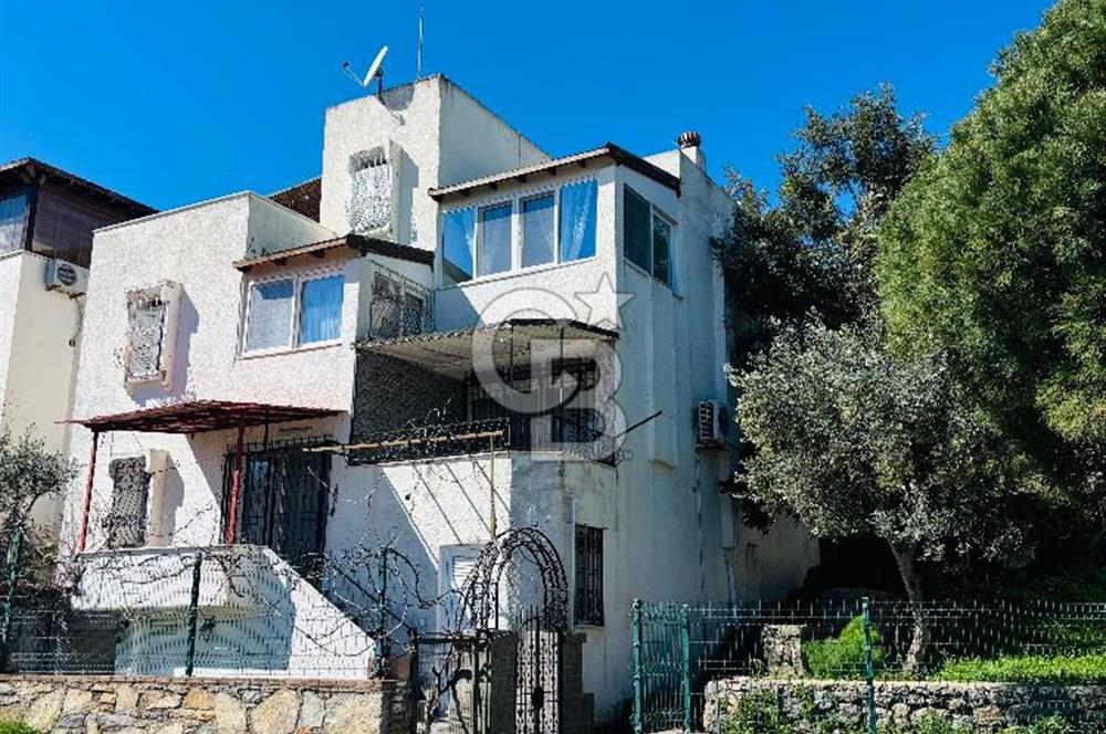 Bodrum bank ev sahil sitesinde denize 50 mt fırsat üst dubleks