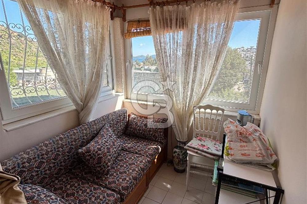 Bodrum bank ev sahil sitesinde denize 50 mt fırsat üst dubleks