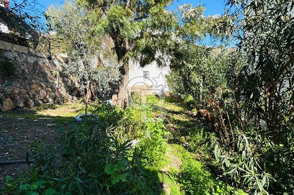 Bodrum bank ev sahil sitesinde denize 50 mt fırsat üst dubleks