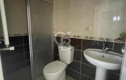 KARLIBAYIR DA BELEDİYE BİNASINA KOMŞU SATILIK DUBLEKS