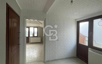 KARLIBAYIR DA BELEDİYE BİNASINA KOMŞU SATILIK DUBLEKS
