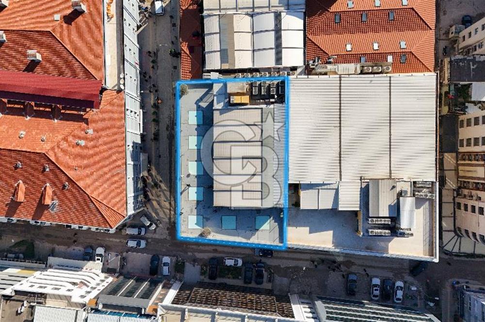 Alsancak'ta Tarihi Binada 520 m² Net Kurumsala Kiralık Ofis