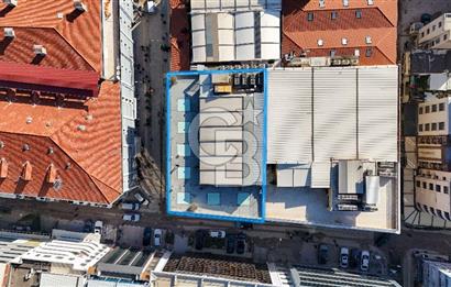 Alsancak'ta Tarihi Binada Kiralık 500 m² Net Prestijli Zemin Kat