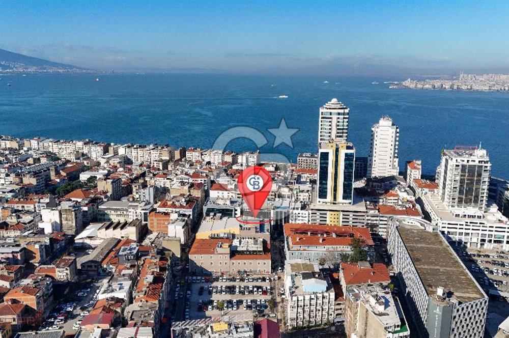 Alsancak'ta Tarihi Binada 520 m² Net Kurumsala Kiralık Ofis