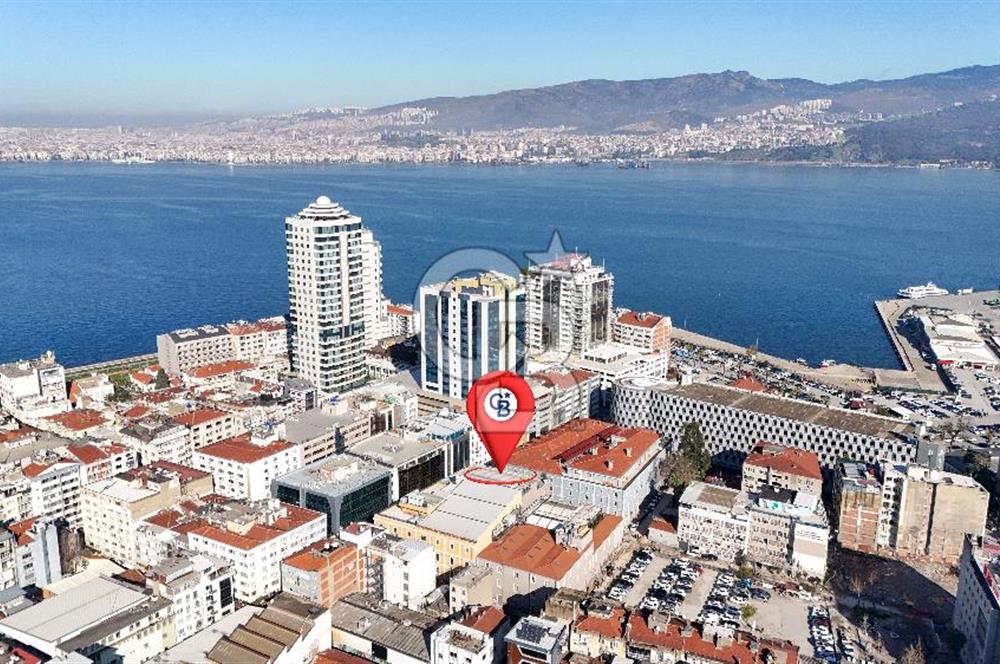 Alsancak'ta Tarihi Binada 520 m² Net Kurumsala Kiralık Ofis