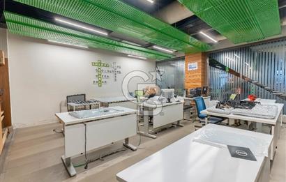 Alsancak'ta Tarihi Binada Kiralık 500 m² Net Prestijli Zemin Kat