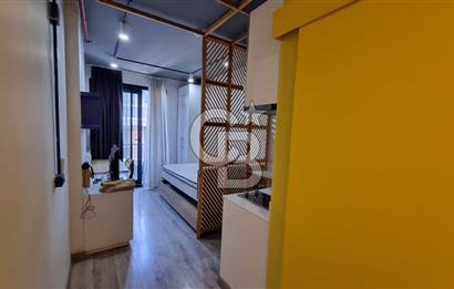 Bornova Coordinat'ta Eşyalı 1+0 Havuz Manzaralı Kiralık Daire