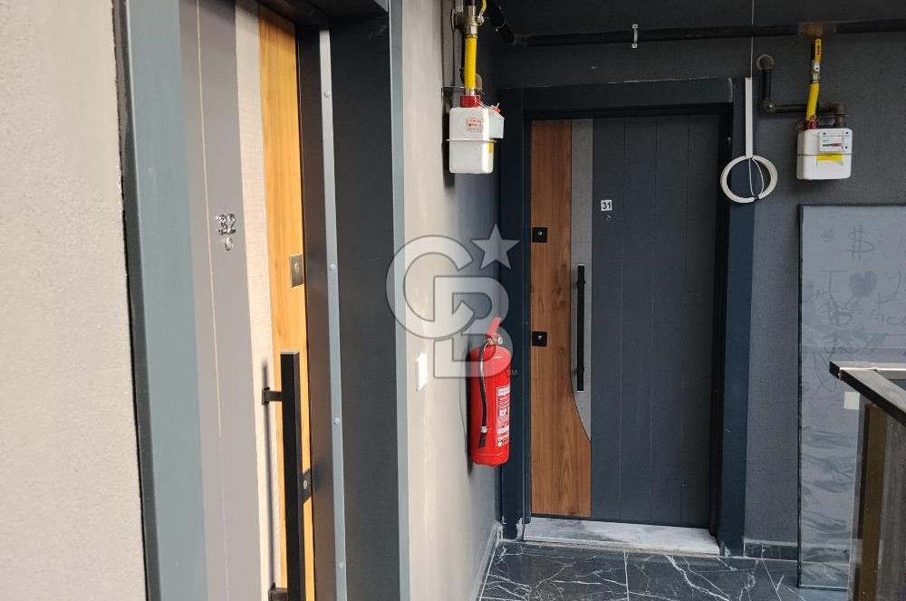 SEYREK'TE KÖŞE FERAH ÖNÜ AÇIK SIFIR EŞYALI KİRALIK 1+1 DAİRE