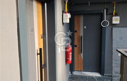 SEYREK'TE KÖŞE FERAH ÖNÜ AÇIK SIFIR EŞYALI KİRALIK 1+1 DAİRE