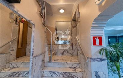 Güzelyalı Deniz Manzaralı Full Tadilatlı 3+1 Çatı Katı Daire