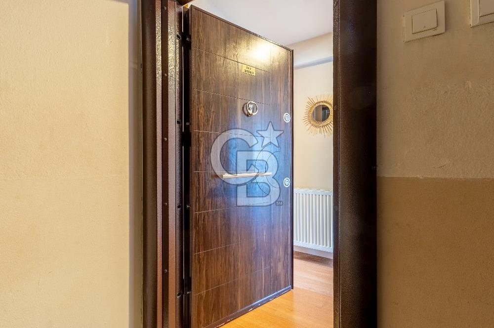 Güzelyalı Deniz Manzaralı Full Tadilatlı 3+1 Çatı Katı Daire