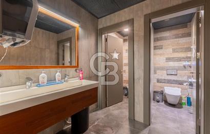 Alsancak'ta Tarihi Binada Kiralık 500 m² Net Prestijli Zemin Kat