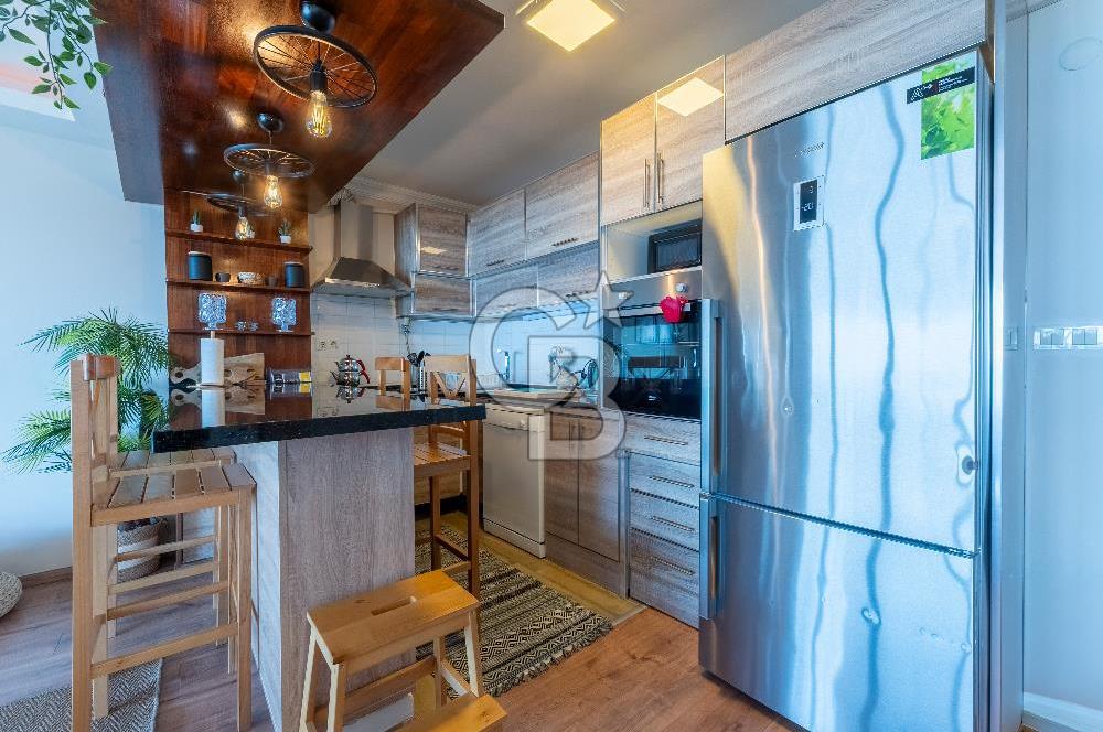 Güzelyalı Deniz Manzaralı Full Tadilatlı 3+1 Çatı Katı Daire