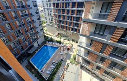 Bornova Coordinat'ta Eşyalı 1+0 Havuz Manzaralı Kiralık Daire