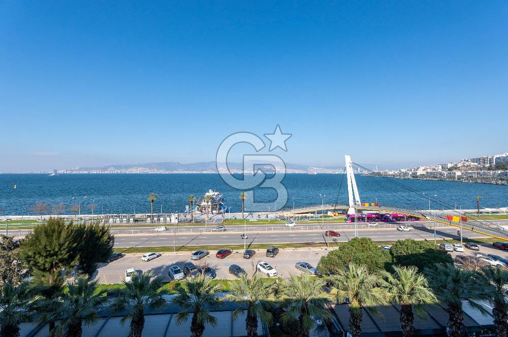 Güzelyalı Deniz Manzaralı Full Tadilatlı 3+1 Çatı Katı Daire