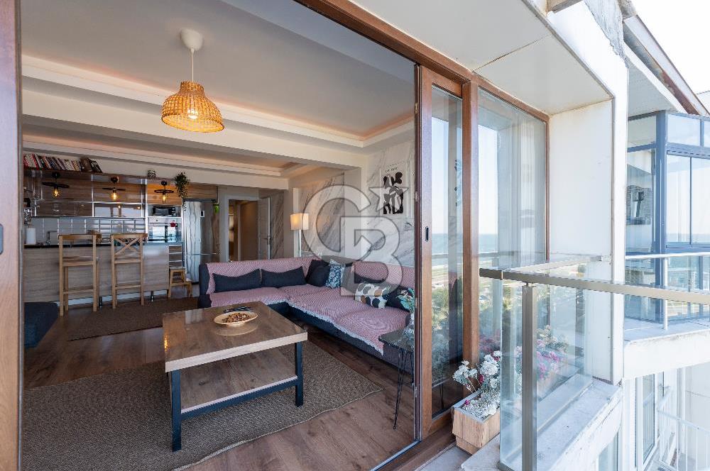 Güzelyalı Deniz Manzaralı Full Tadilatlı 3+1 Çatı Katı Daire