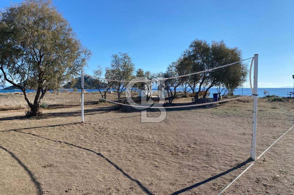 Denize Sıfır Raykent Sitesinde 1+1 Yazlık Daire - Üst Kat