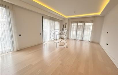 Fenerbahçede, Güvenlikli ve Yeni Binada SATILIK 3+1 Daire