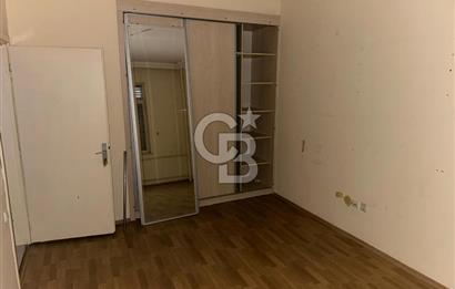 Bahçelievler'de Atatürk Parkı Karşısı Satılık 3+1 Daire